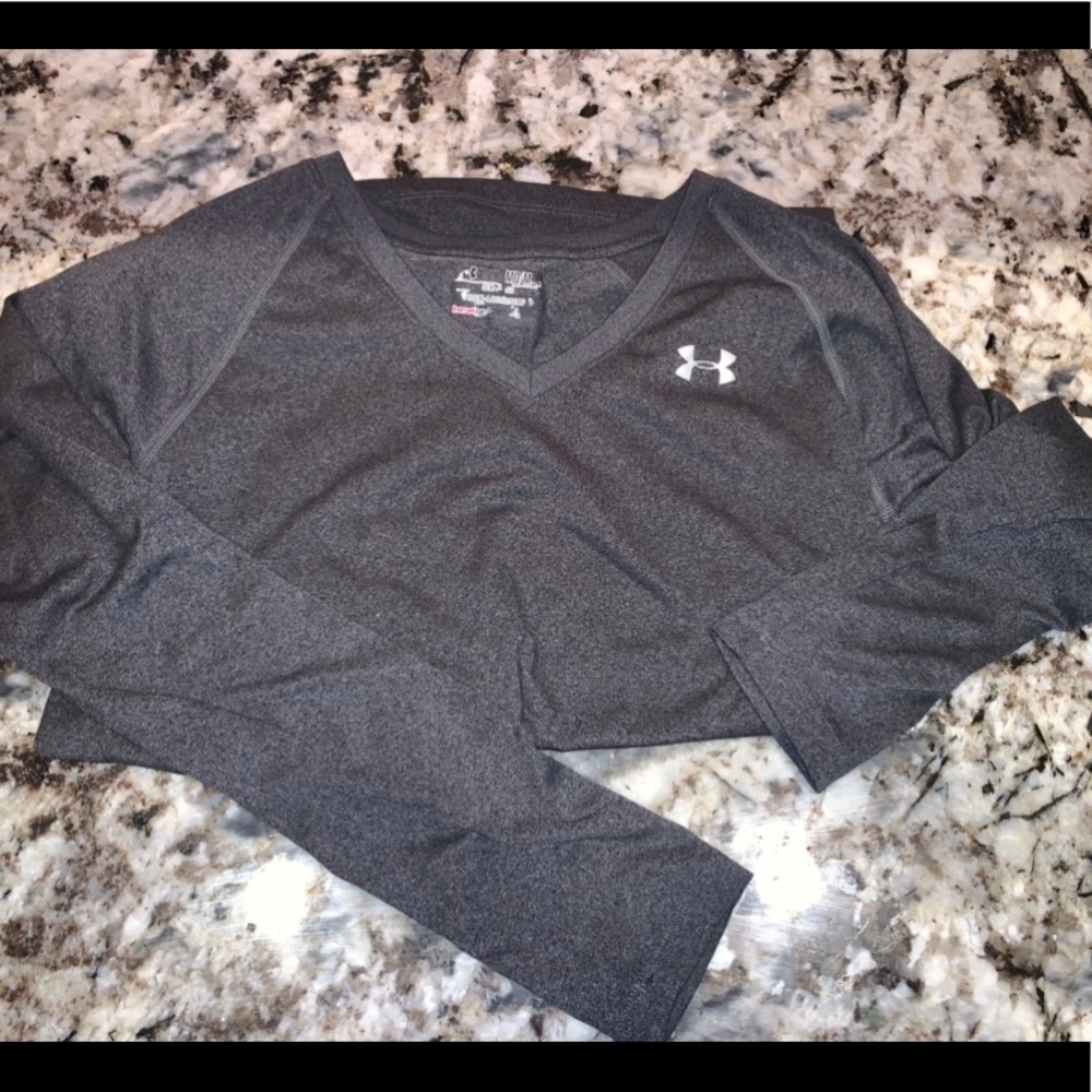 Long sleeve under armour tee